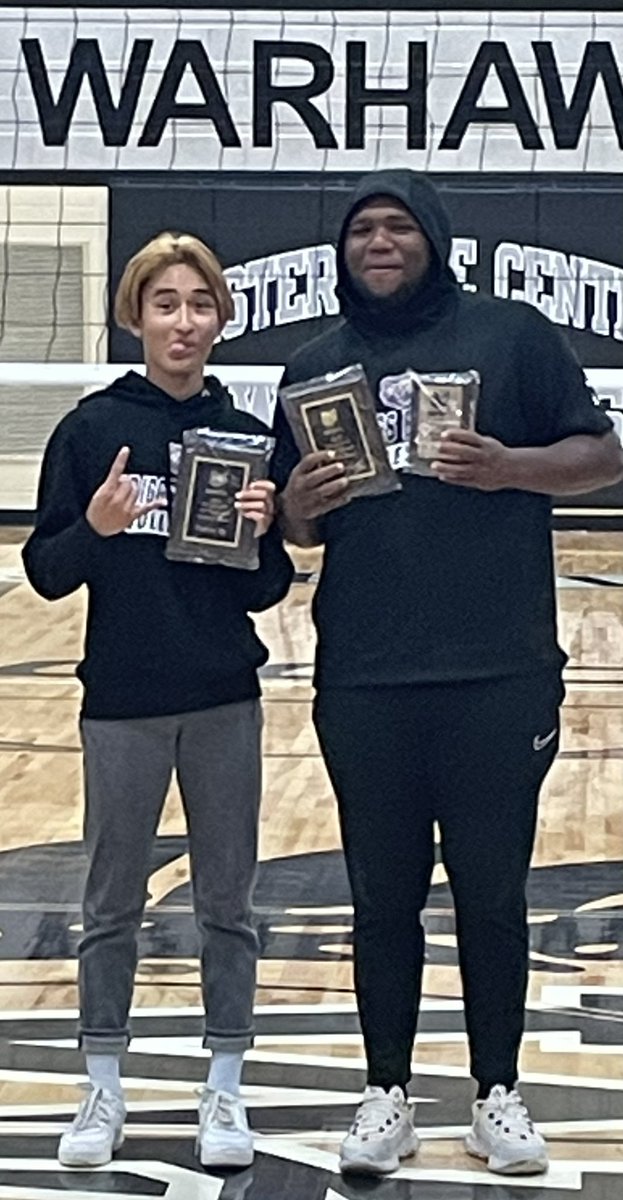 BriggsVball's tweet photo. East Region Awards. Congrats Thaiven Thy and Quinnten Loel 2nd Team and Daizhon Cox Honorable Mention. https://t.co/I1k3dHN7pd