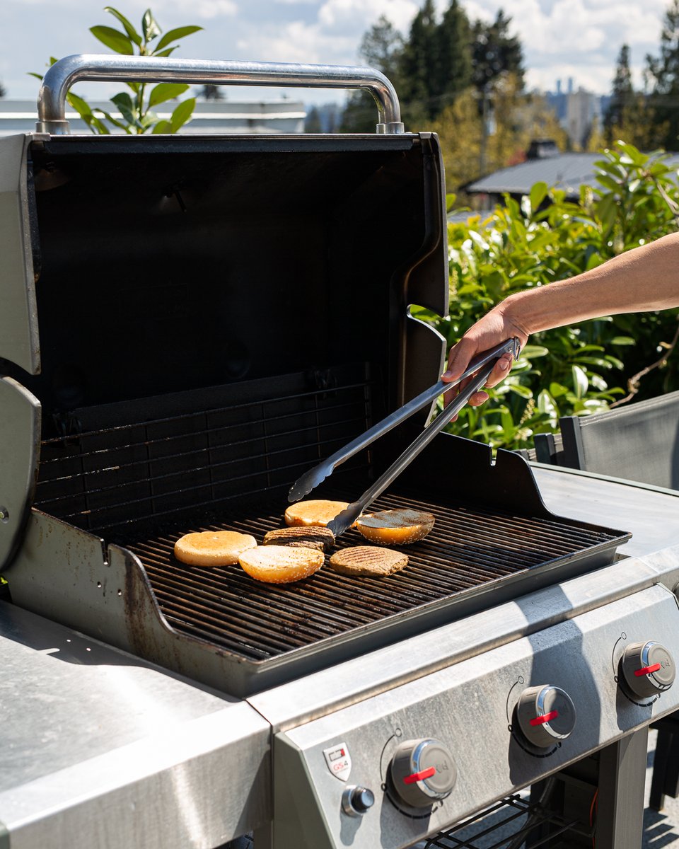 When life throws you a burger... eat it. Happy National Hamburger Day.

#NationalHamburgerDay #VeryGoodButchers #WeButcherBeans