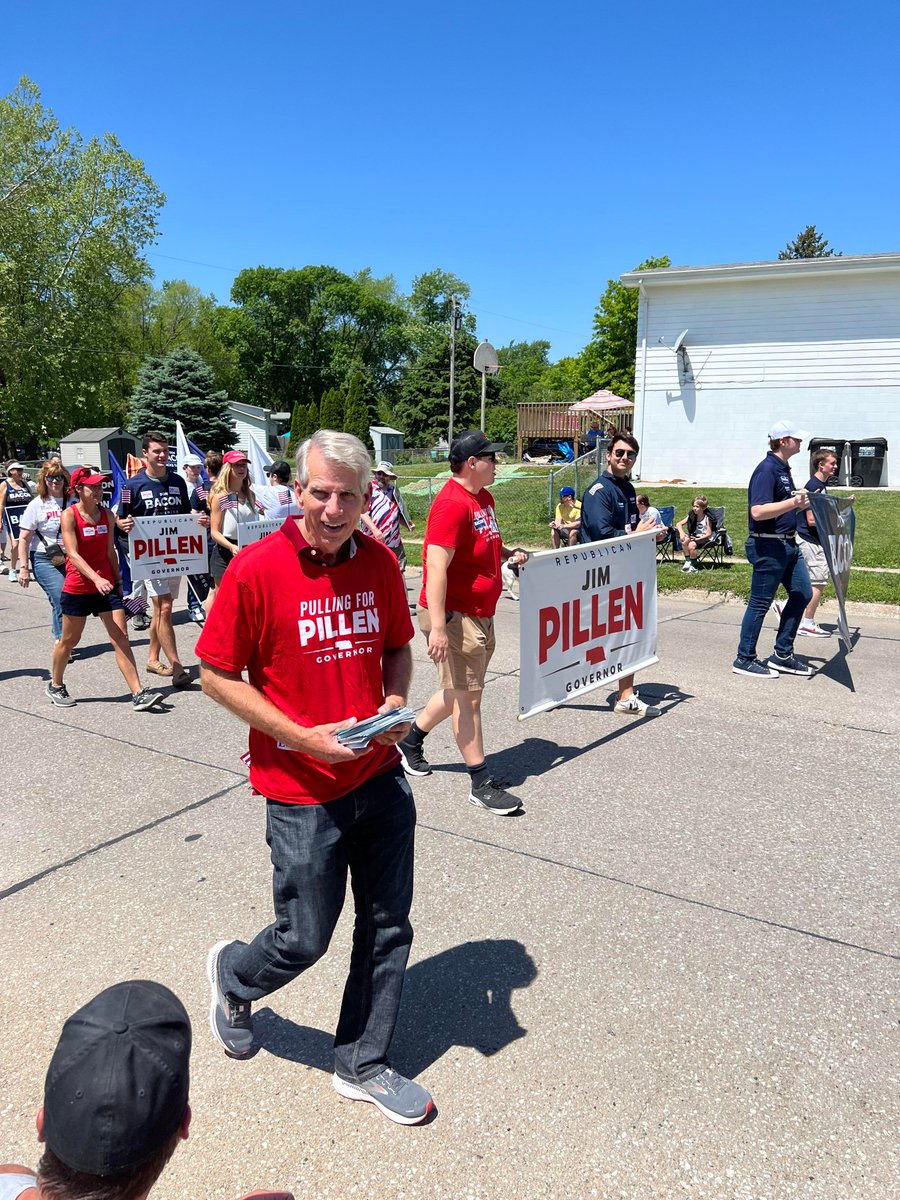 jim_pillen's tweet photo. Joe Kelly and the #TeamPillen parade crew had a great time with Governor Ricketts, Congressman Bacon, and Senator Flood in La Vista's Salute to Summer Parade today! #RedWave #TeamGOP https://t.co/y6d5KlRPOJ