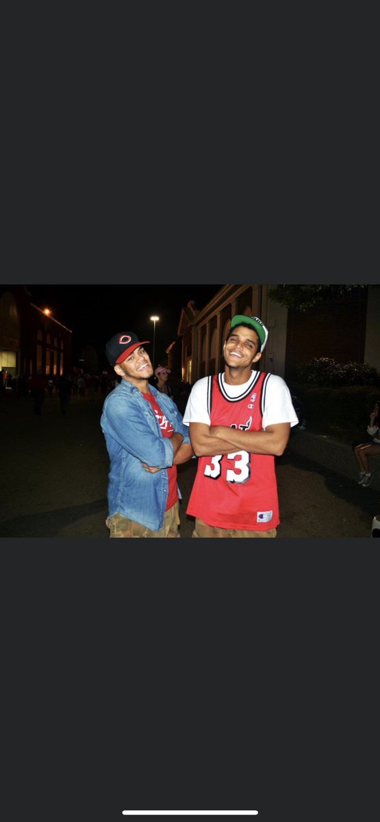 Llsmooothc's tweet photo. Happy birthday to ma fuckin brother much love and blessings beloved bang my line 🙏🏽⚡️💪🏽❤️‍🔥🥳 https://t.co/WxBxM5cuED
