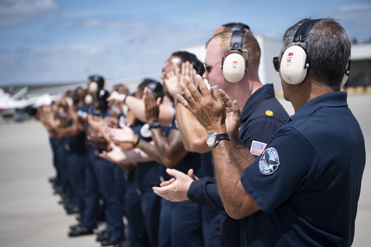 AFThunderbirds's tweet photo. See you tomorrow, #Indy500 😎

@IMS 
#poweredbyairmen
#af75 https://t.co/gfpkGijkYn