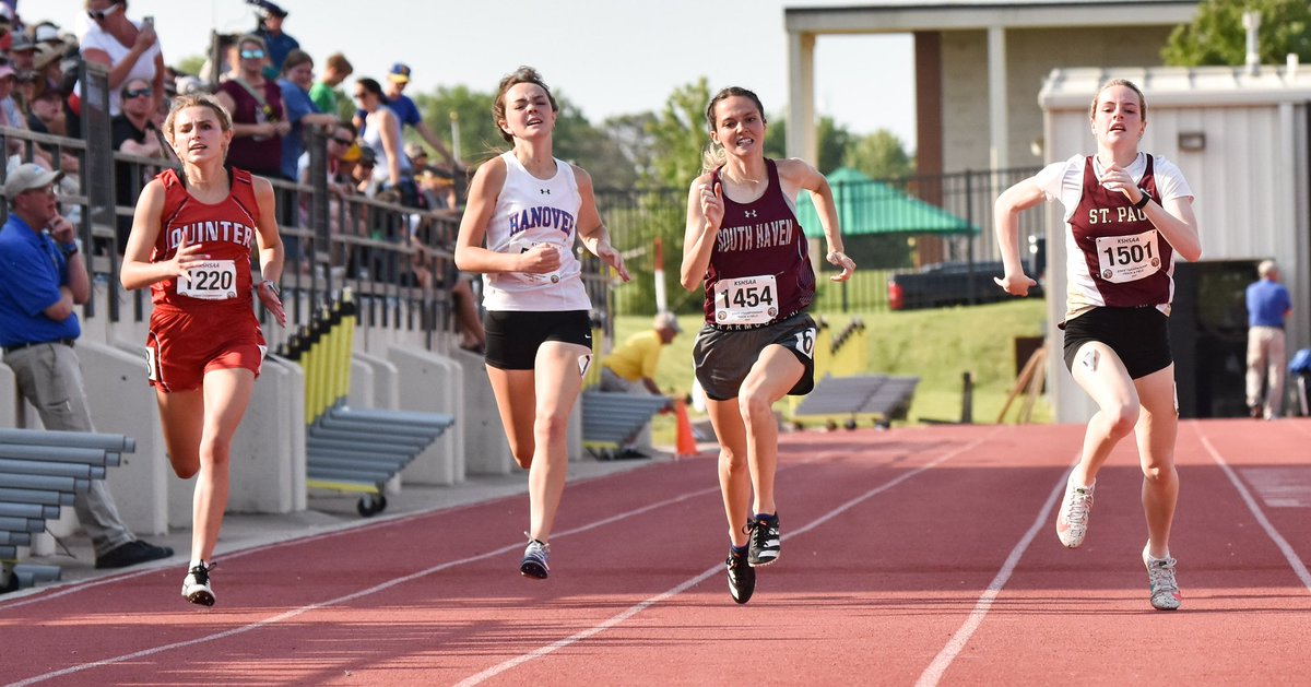 🏅
Josey Harris of St. Paul wraps her day with a 4th place finish in the 1A Girls 200m Dash with a time of 28.01.

Harris finishes her stay at state track with three medals.