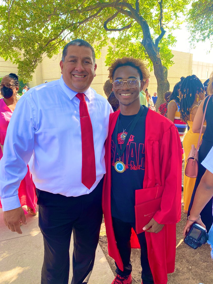 Congratulations!! Proud to be their Coach!! @CreekviewPrinc <a href="/CreekviewLeads/">Creekview High School</a> <a href="/WarHorseNation/">#WarHorse FB</a> <a href="/LilzayEvans/">Isaiah “Hoppy” Evans</a> <a href="/CrainJordyn/">Jordyn Crain</a> <a href="/darianls15/">Darian Radford</a> <a href="/jeffrey_shavers/">Jeffrey C. Shavers</a>