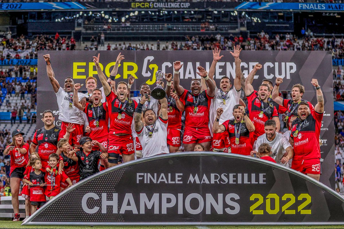 Le 𝗿𝘂𝗴𝗯𝘆 𝗳𝗿𝗮𝗻𝗰̧𝗮𝗶𝘀 sur le toit de l'Europe 🐔

🏆 #ChallengeRugbyCup <a href="/LeLOURugby/">LOU Rugby</a> 🐺
🏆 #ChampionsCup <a href="/staderochelais/">Stade Rochelais</a> 🟡⚫️
🏆 #SixNations <a href="/FranceRugby/">France Rugby</a> 🇫🇷