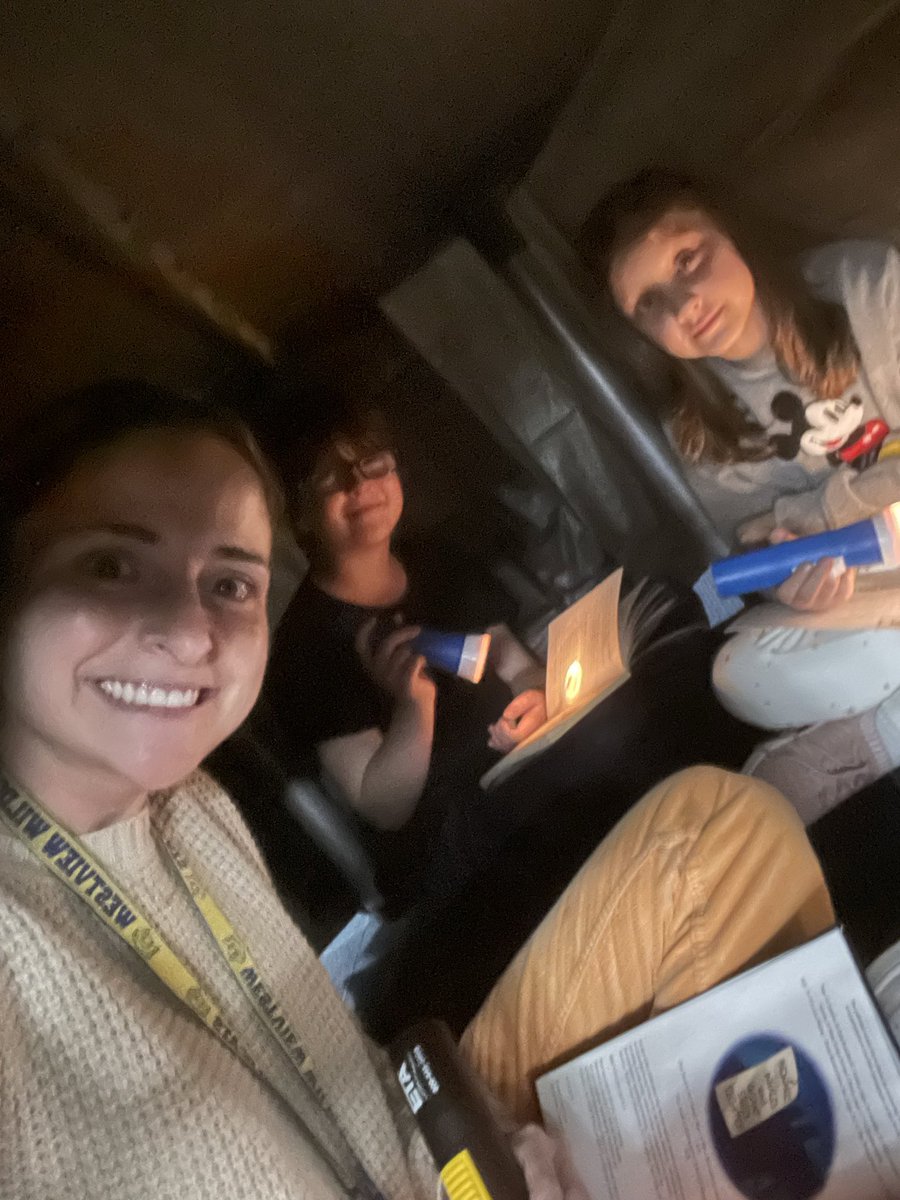 MsKovatchis's tweet photo. We had the best time time at Camp Read-a-Lot! It really felt like we were at an overnight camp! ⛺️🔥 #wdsd7 https://t.co/Fvz6PnzMv9