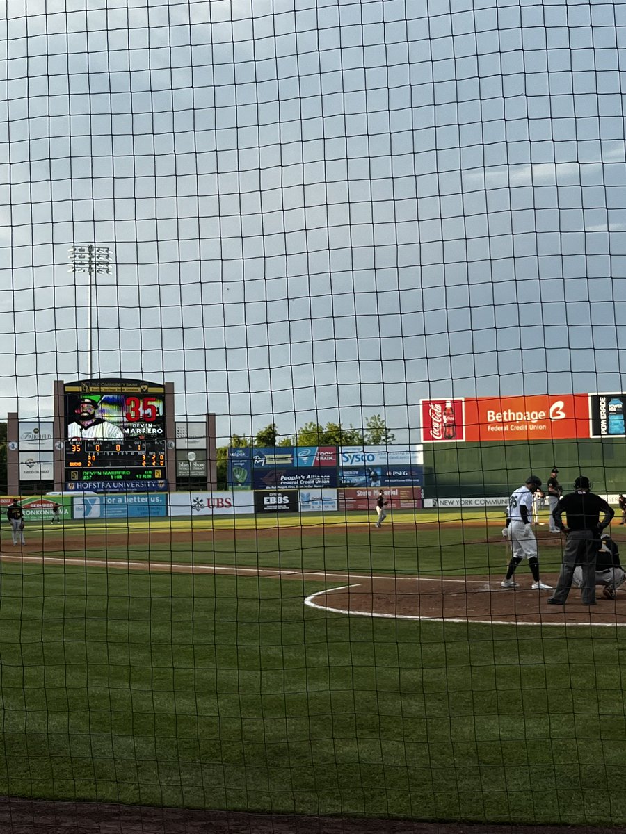 dhalp397's tweet photo. @Jared_Carrabis Red Sox legends ballin out in the @AtlanticLg https://t.co/Bw8IxZHaGS