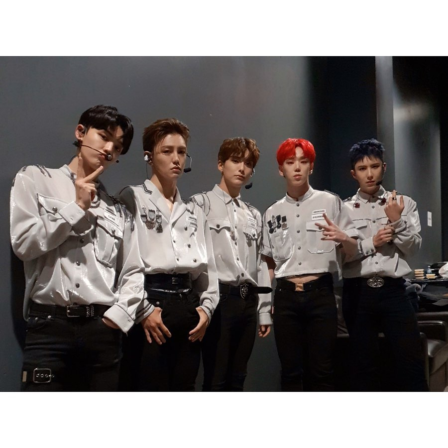 ACEtagram_7's tweet photo. 191205

[#ACE_PHOTO] 📸
⠀
A.C.E CONCERT
[UNDER COVER : AREA US]
⠀
2019.12.04 #2 ATLANTA CHOICE 💗
Thank You !
⠀
#ACE_CONCERT
#UNDERCOVER_AREA_US
#ACEinAtlanta
⠀
#ACE #에이스 #삐딱선 #SAVAGE
#준 #동훈 #와우 #김병관 #찬
#JUN #DONGHUN #WOW
#KIMBYEONGKWAN #CHAN https://t.co/khRPQTxT2X