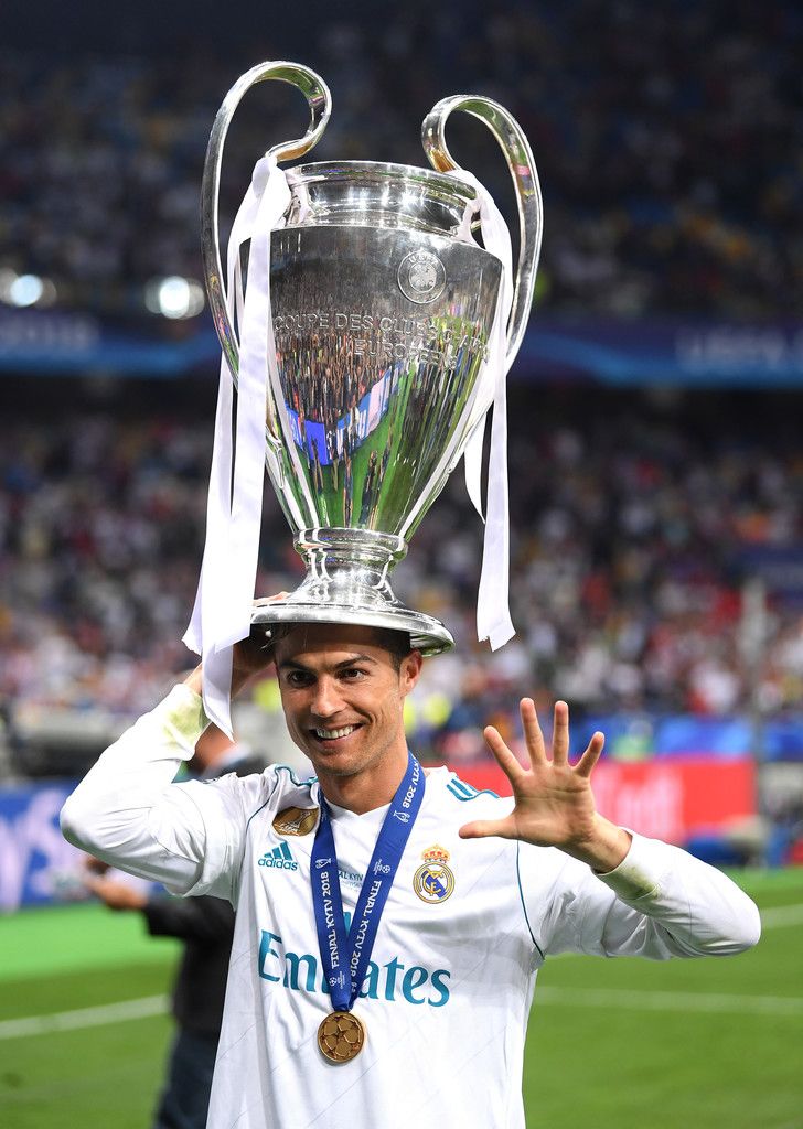 ShuffleFC's tweet photo. The two greatest players in the history of the Champions League. https://t.co/XXbA4wqMyu
