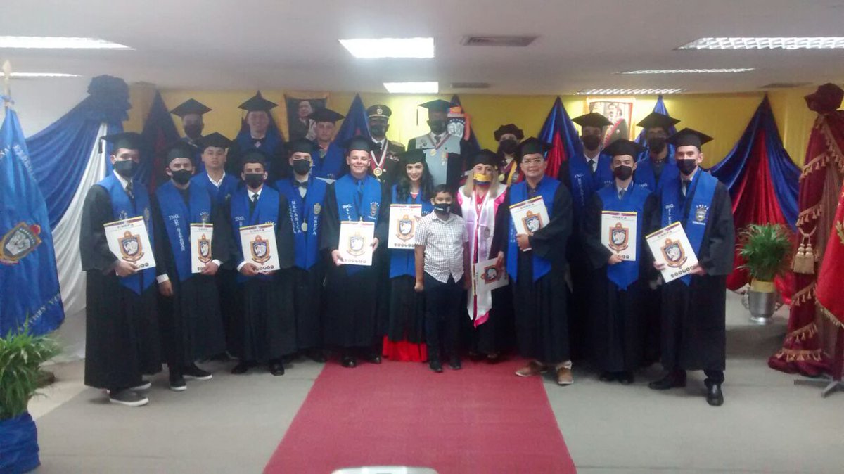 Nucleo_Miranda's tweet photo. Con mucha alegría y satisfacción UNEFA #NúcleoMiranda Sede Los Teques otorgó 38 nuevos Títulos Profesionales en el Acto Solemne de Grado de la  XXVII Promoción "141 Años de la Proclama del Gloria al Bravo Pueblo". @angiolillofp @UNEFA_VRRC @Unefa_VEN @marchahil @SalaUnefa https://t.co/kDVEZpWX1W