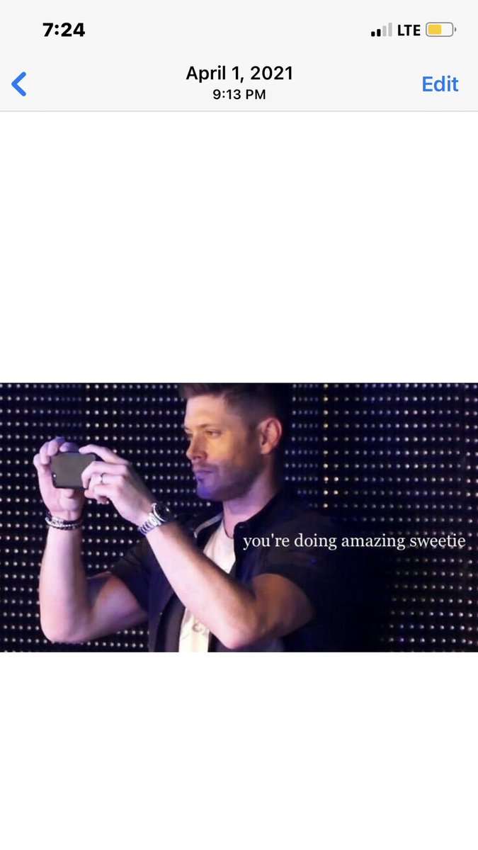 lovelyjareds's tweet photo. BRUH NO WAY okay i was looking through my camera roll just now and the first one is one i saved over a year ago, and then the second is one a saved from twitter just the other day. i’m flabbergasted. (credits to whoever made these they are not mine) https://t.co/HAcxcLOrNZ