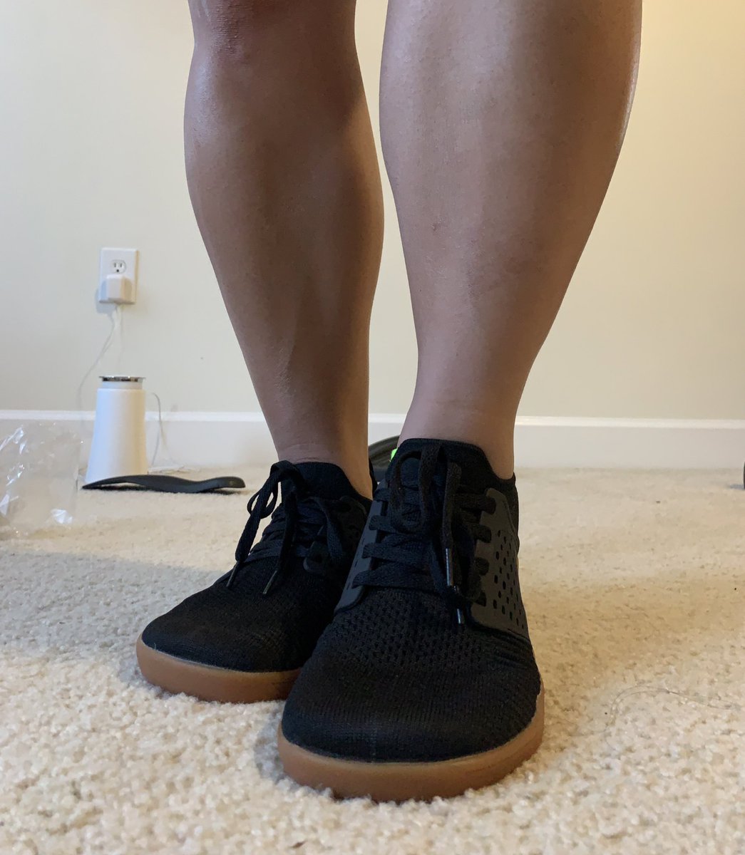 jenxu_atc's tweet image. Excited to share my new minimalist shoe find that may actually appeal to #ATTwitter and #SCtwitter 😊

$39, different widths available, &amp;amp; a nice middle-ground shoe between traditional &amp;amp; full minimalist (described in review). Link to shoes included in the tweet below ⬇️