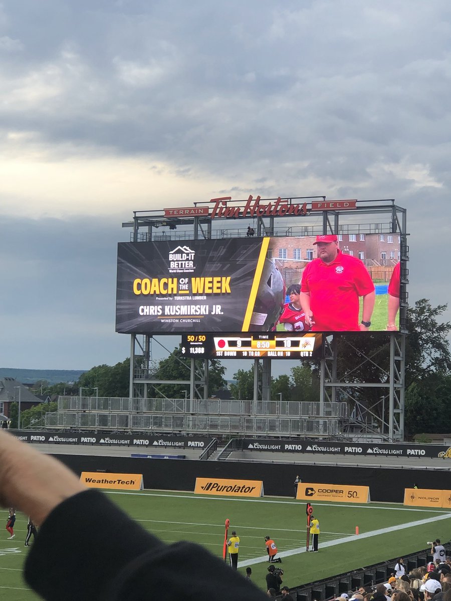 ortwein_tom's tweet photo. Congratulations Coach K. The Junior Bulldogs benefited from your expertise. Thanks for a great season! https://t.co/DQC5ig9AEa