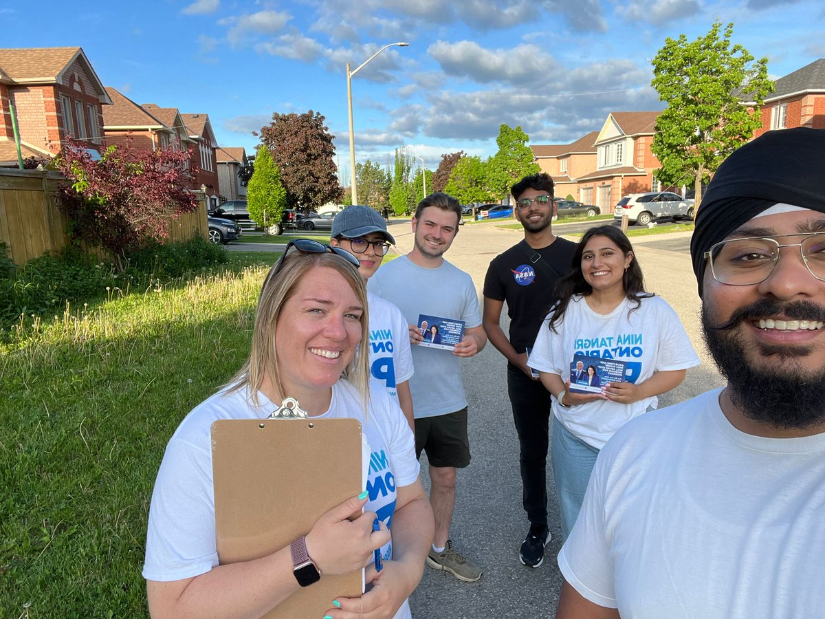 ninatangri's tweet photo. Today was the last day to vote at advance polls and #TeamTangri got the word out to constituents.

5 more days until #Mississauga #Streetsville stays blue.

Help us out:
https://t.co/fR0iRmmoLi

#onpoli https://t.co/erGEBDln5m