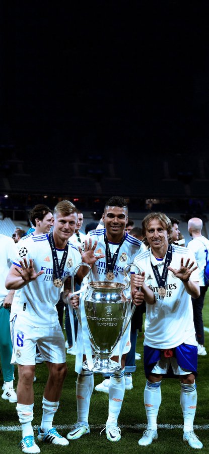 Mohw_7's tweet photo. . . . .𝑾𝑹𝑰𝑻𝑻𝑬𝑵 𝑰𝑵 𝑻𝑯𝑬 𝑺𝑻𝑨𝑹𝑺
#APorLa14 #RealMadrid https://t.co/ph2zBviowY