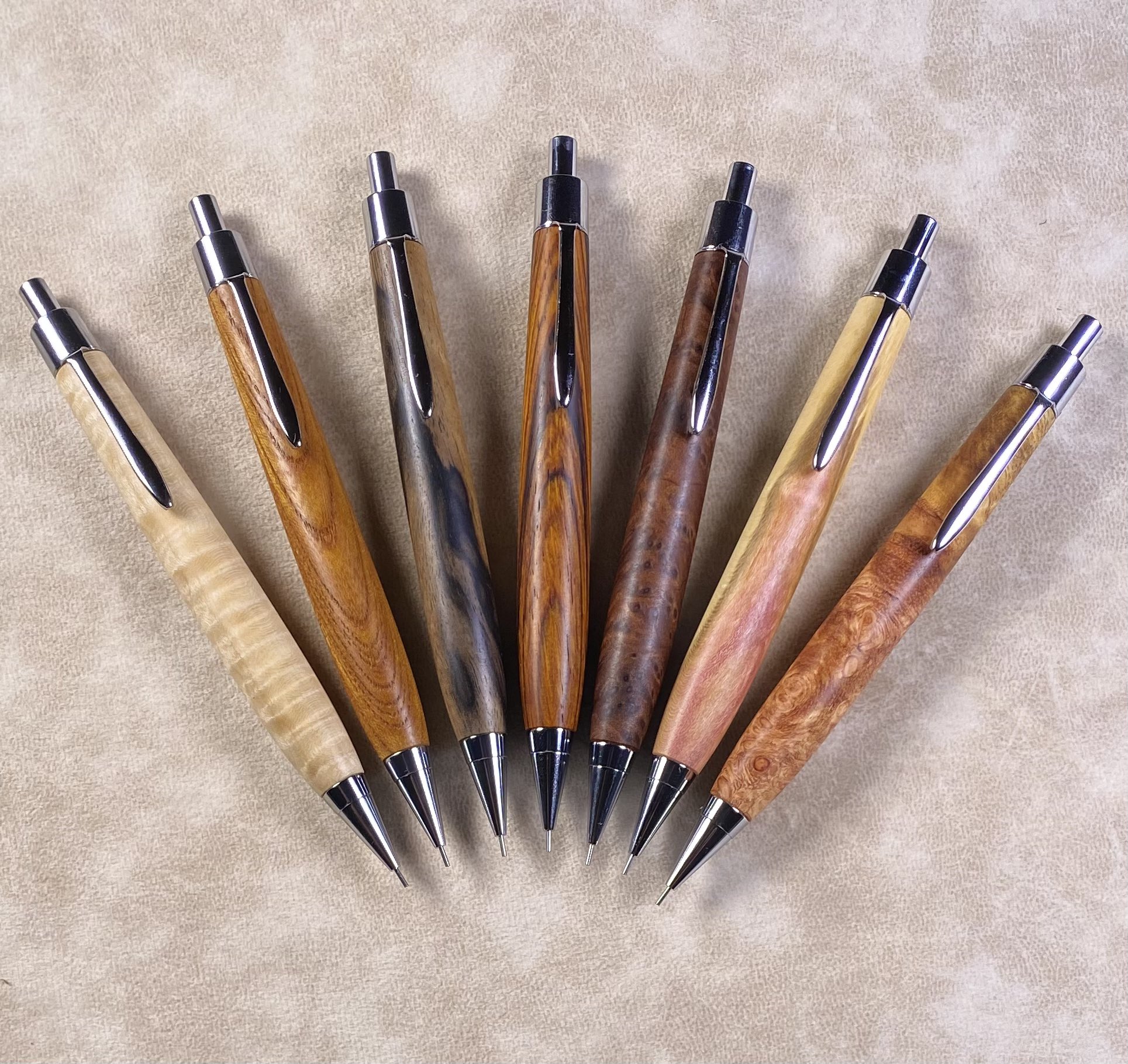 お値下げしました　　クラフトエー　シャーペン CRAFT A/クラフトエー】銘木シャープペンシルII / けやき (0.5mm)