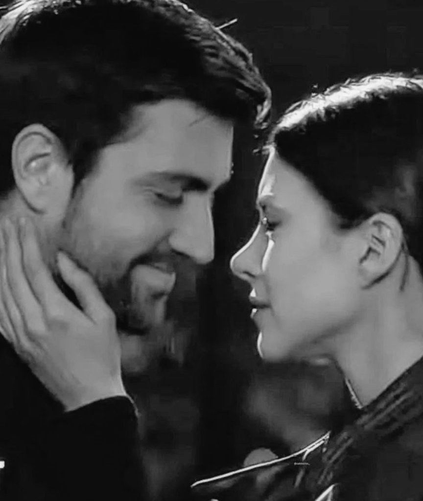 sonsuza dek seninle olmak istiyorum
ZehraBalaban SerdarKılıçaslan
Teşkilat 
#ZehSer ZehSer 
#DenizBaysal DenizBaysal 
#ÇağlarErtuğrul ÇağlarErtuğrul 300