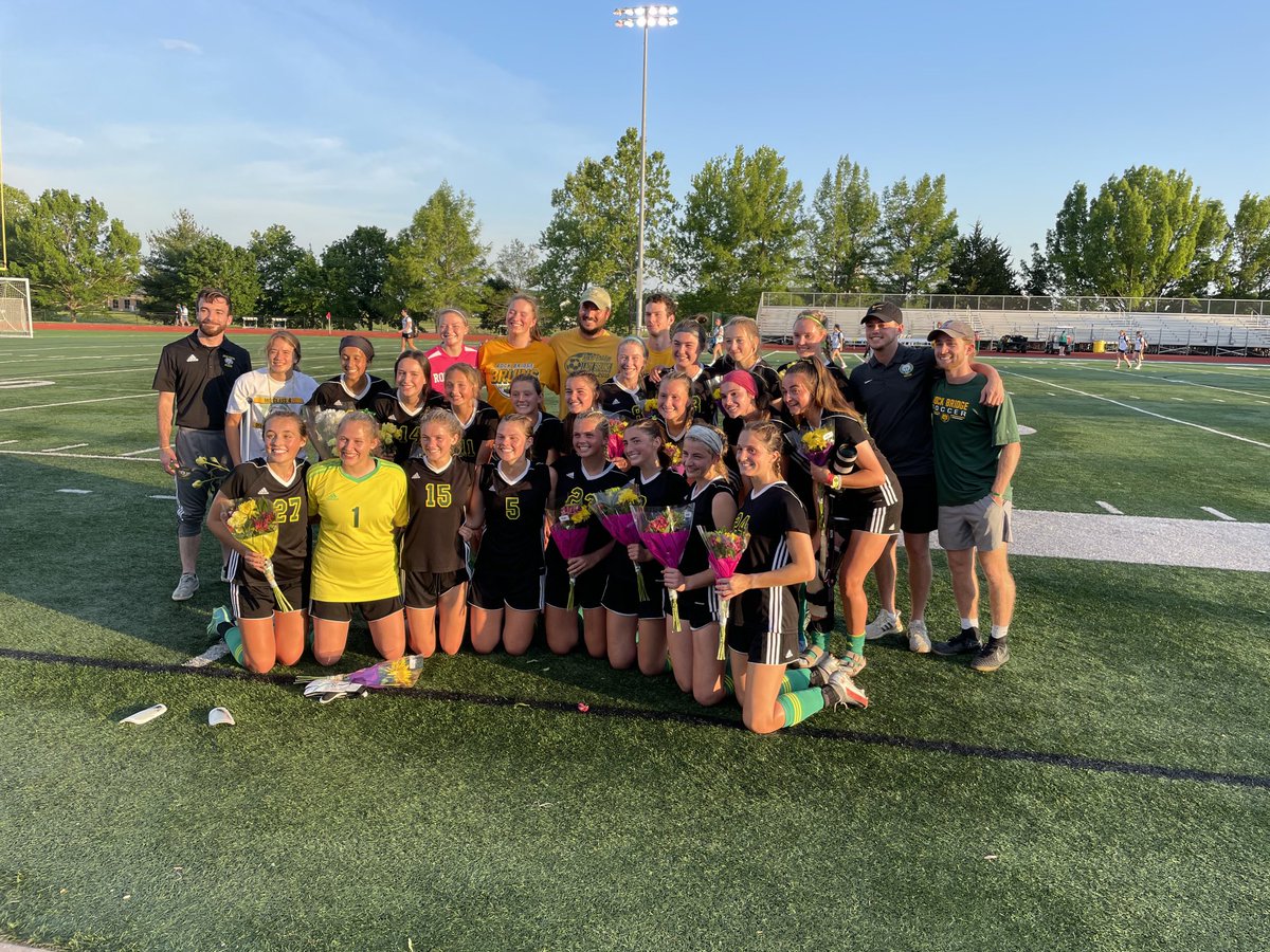 Congrats to the Rock Bridge Lady Bruins! Third girls soccer Final Four in school history! ⁦<a href="/RbhsGirlsoccer/">Rock Bridge Girls Soccer ⚽️</a>⁩