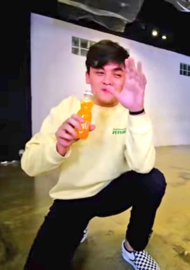SETHspread's tweet photo. Coke Panalo Breaks

Ilabas Ang Kulit

@CocaColaPH

Baka pwdeng ipag Isa?

Coke x Royal

#FranSeth https://t.co/WD6pOlGjkr