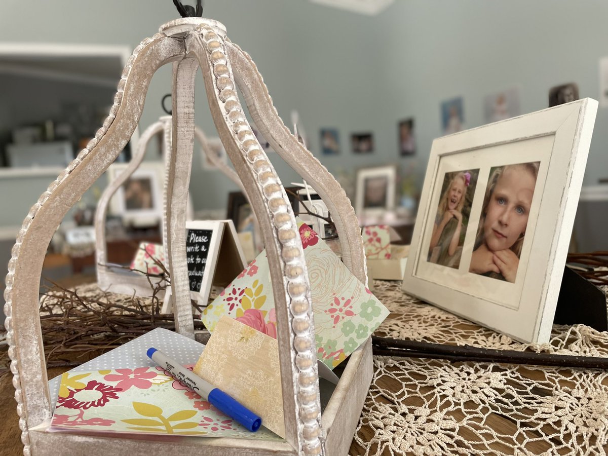 AmberMcclamrock's tweet photo. This kiddo privately bought underprivileged students book bags, coats, &amp; shoes thru out the 4 years she attended college.  She defended students who were LGBTQ, introverts, or out of the norm on numerous occasions.  She overcame adversities with her hearing and speech and bullies https://t.co/yDNd9a93lY
