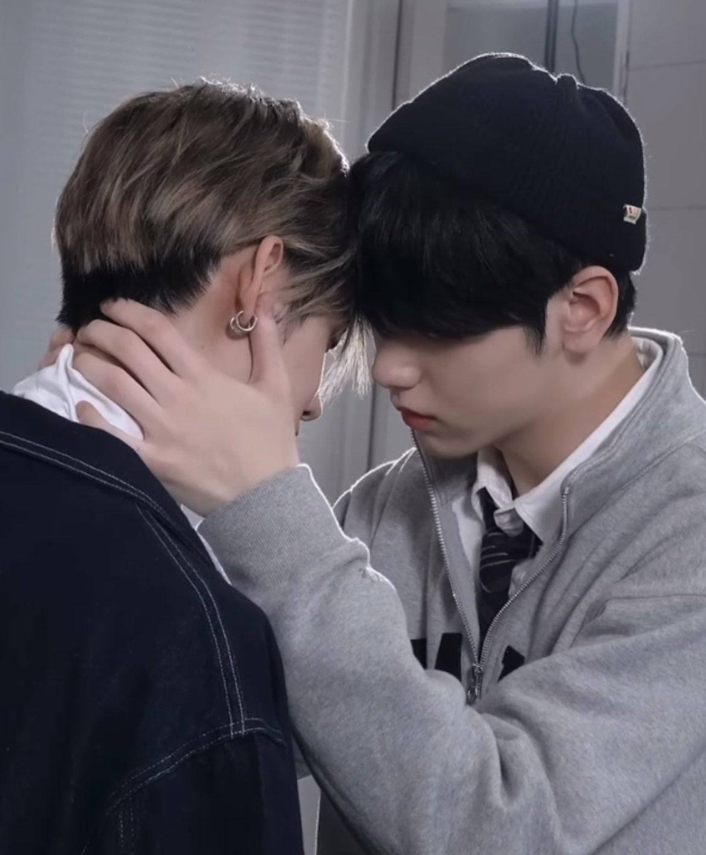 hourly yeonbin (@hourlyeonbin) on Twitter photo 