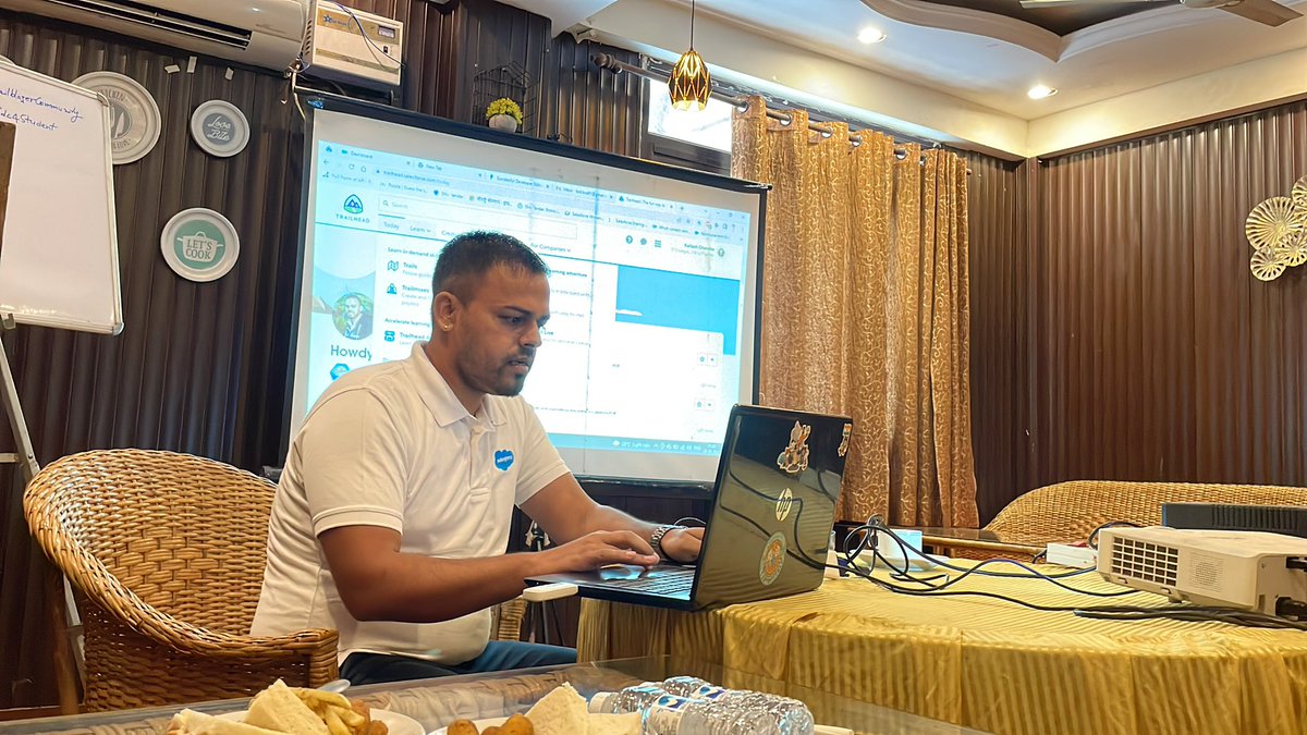 Learn Salesforce on trailhead #trailblazers #trailblazercommunity 
<a href="/DehradunSfGroup/">Dehradun Salesforce Group</a> <a href="/Kailash_sfdc/">Kailash Chandra</a> <a href="/TrailblazerEsha/">Esha #MC²</a>