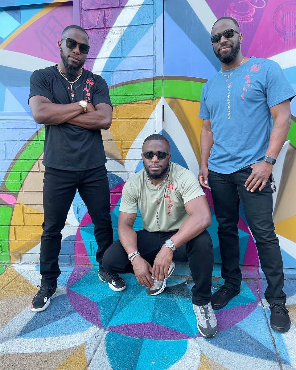 BryceMitchell21's tweet photo. 30 years for 3 black kings‼️
More life 🙏🏾
#3for30
#Triplets https://t.co/tpL8Pc8X4p