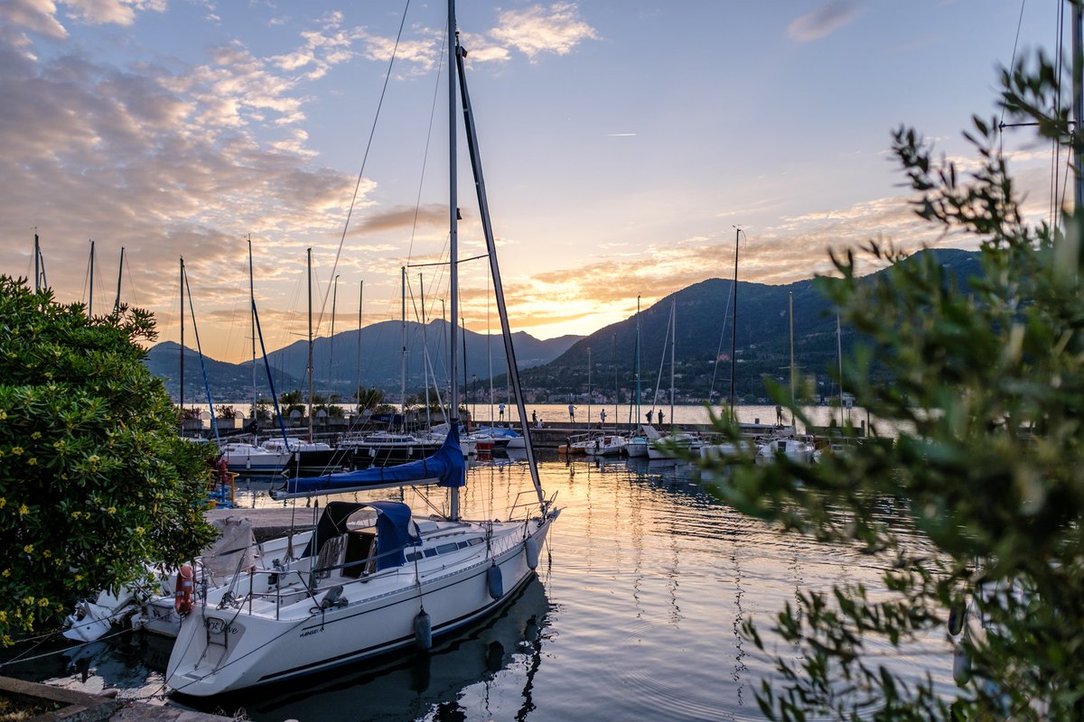 HousemeisterD's tweet photo. #lagodigarda #Italy #photograghy https://t.co/XXHi4Bon2F