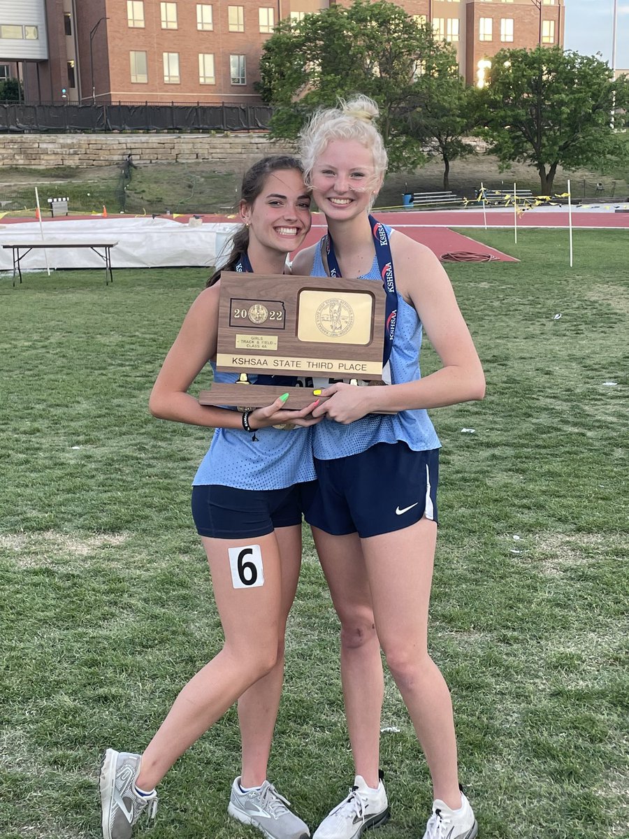 Congrats to <a href="/laurel_streit/">laurel streit</a> who was able to get back on the track today and help the 4x4 finish 3rd. Only 14 weeks removed from knee surgery, she killed her rehab to make it back in time for state!