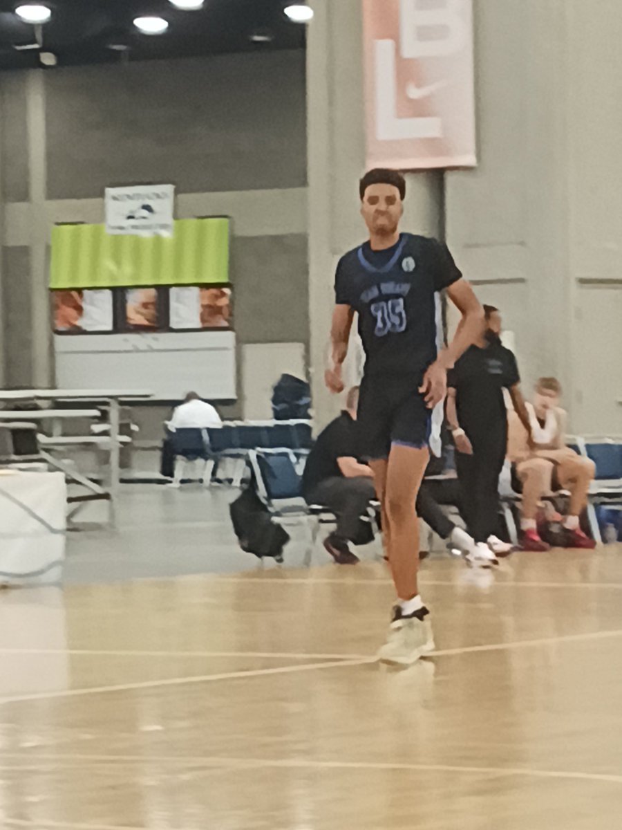 chick gillespie tweet media