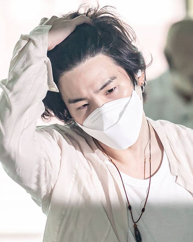 kokkies_sugar's tweet photo. @hourIysuga This man will drive me crazy!!!😩 https://t.co/lOtH99HwFK