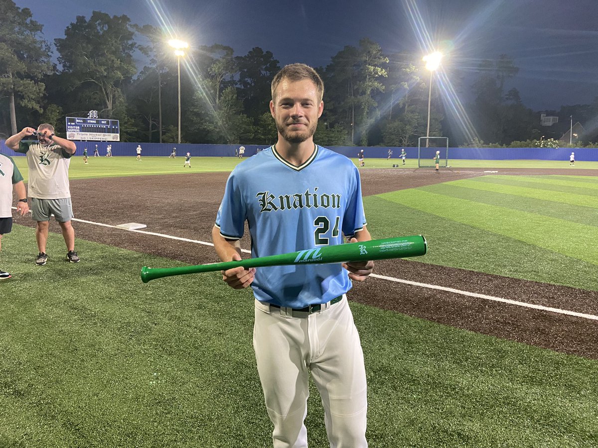 Can’t make it up…..Congratulations to Mason Estrada on winning the Marucci 2023 HR Derby.  Incredible moment #4L <a href="/MasonEstrada9/">Mason Estrada</a> <a href="/MarucciDugout/">Marucci Dugout</a> #24L 🙌🏻