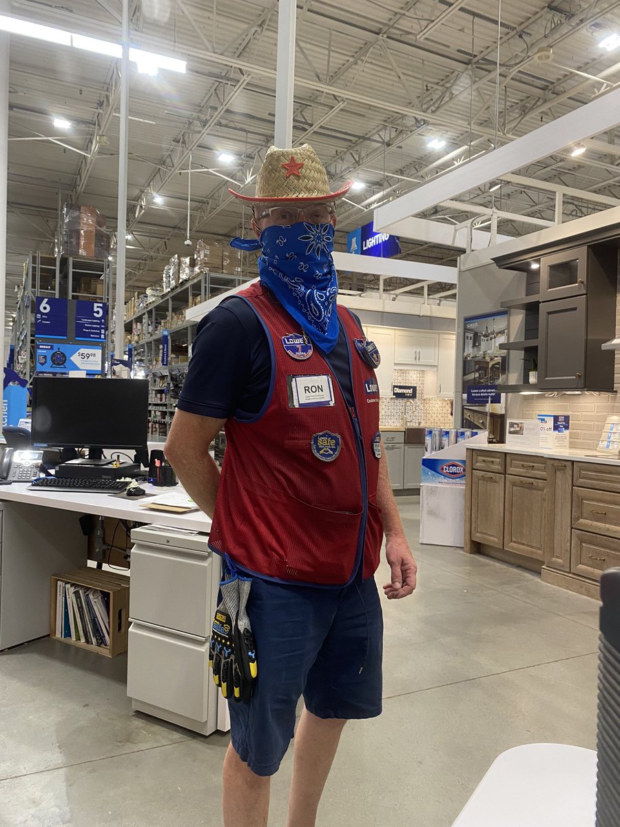 lowes0637 tweet media