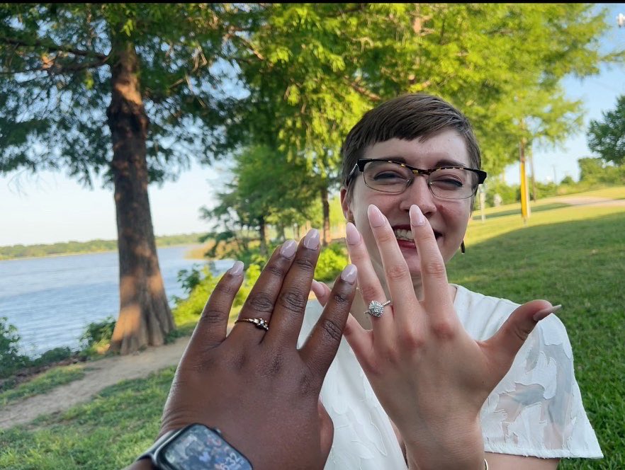 preshiate's tweet photo. today I asked my best friend to marry me, and she said yes. 💍🥺✨❤️ https://t.co/DWWOV2EbJh