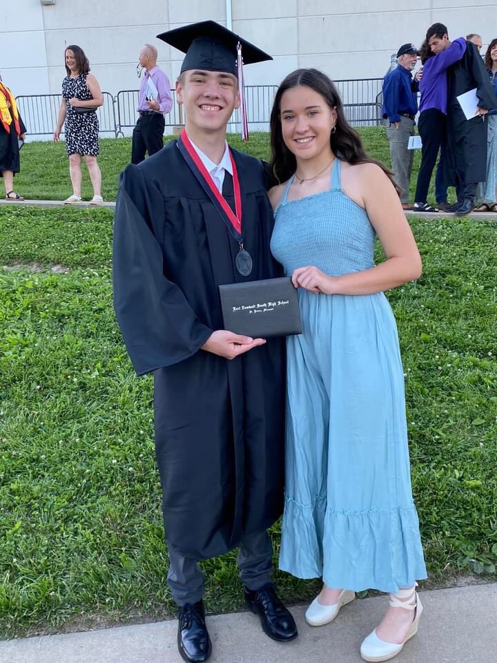 dmcgranejr's tweet photo. Congratulations to Denny III (D3) on his graduation from FZS class of 2022. I could not be more proud!!! https://t.co/7hKc9DganH