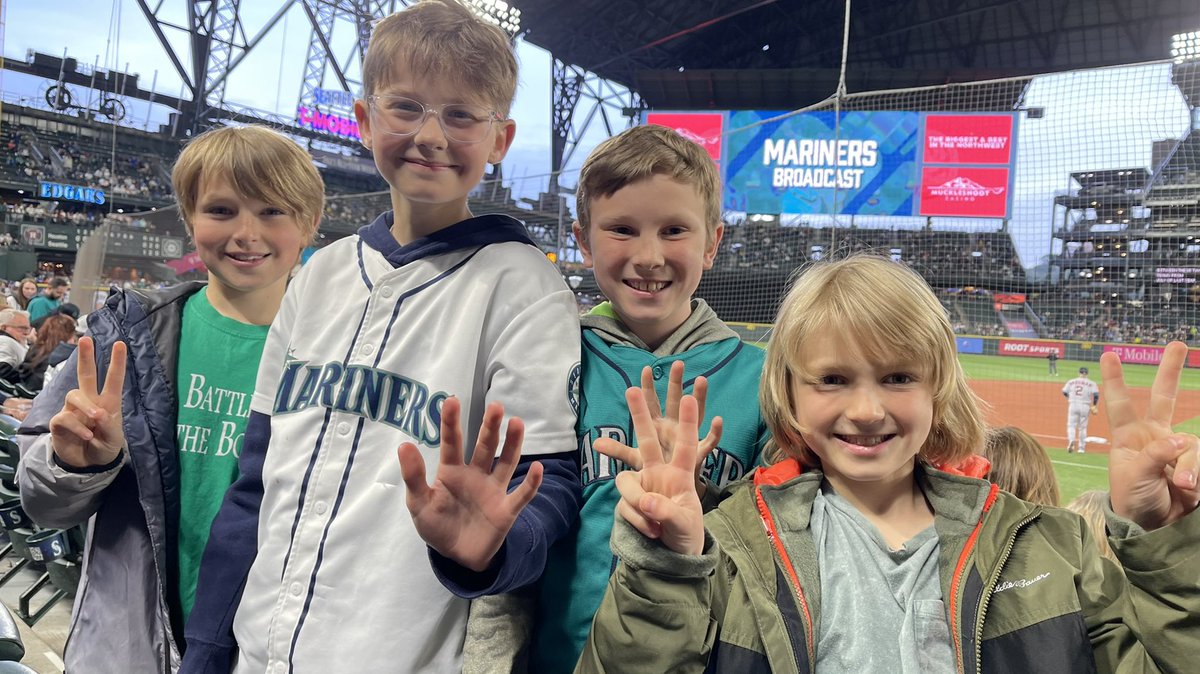 TLButton's tweet photo. Bear Creek Boys night at the ballgame!  #GoMariners #SeaUsRise https://t.co/lxWUeR643b