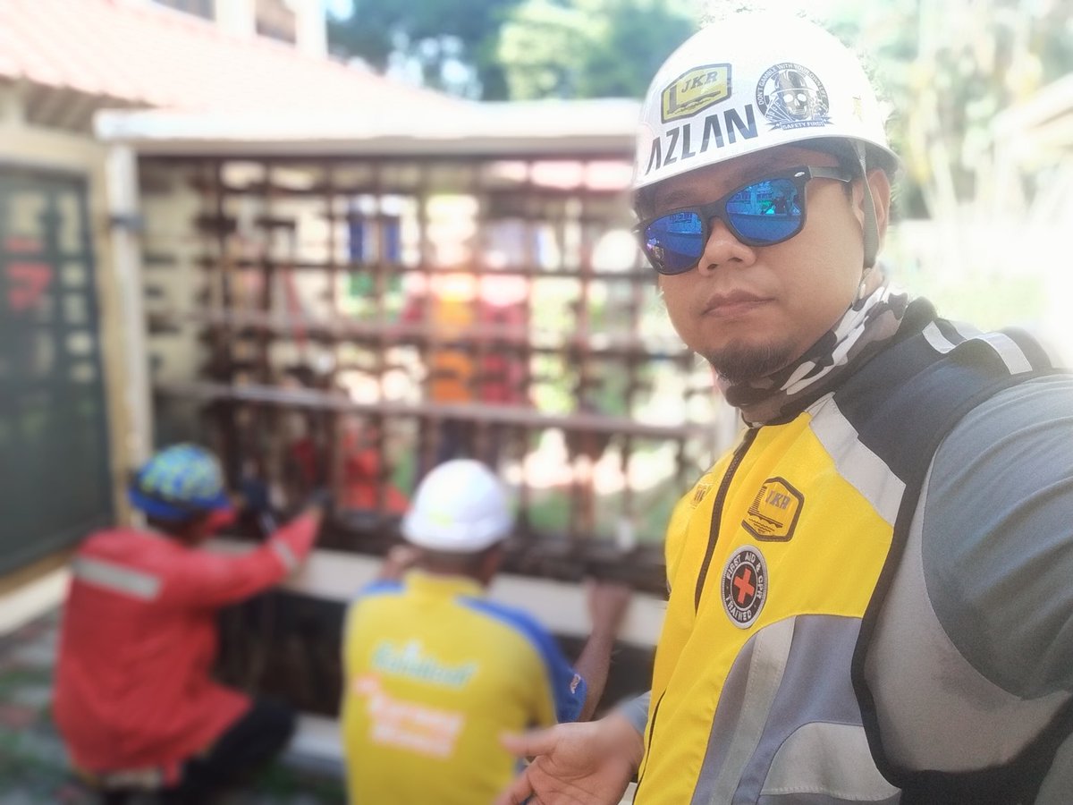 MohdAzlan tweet media