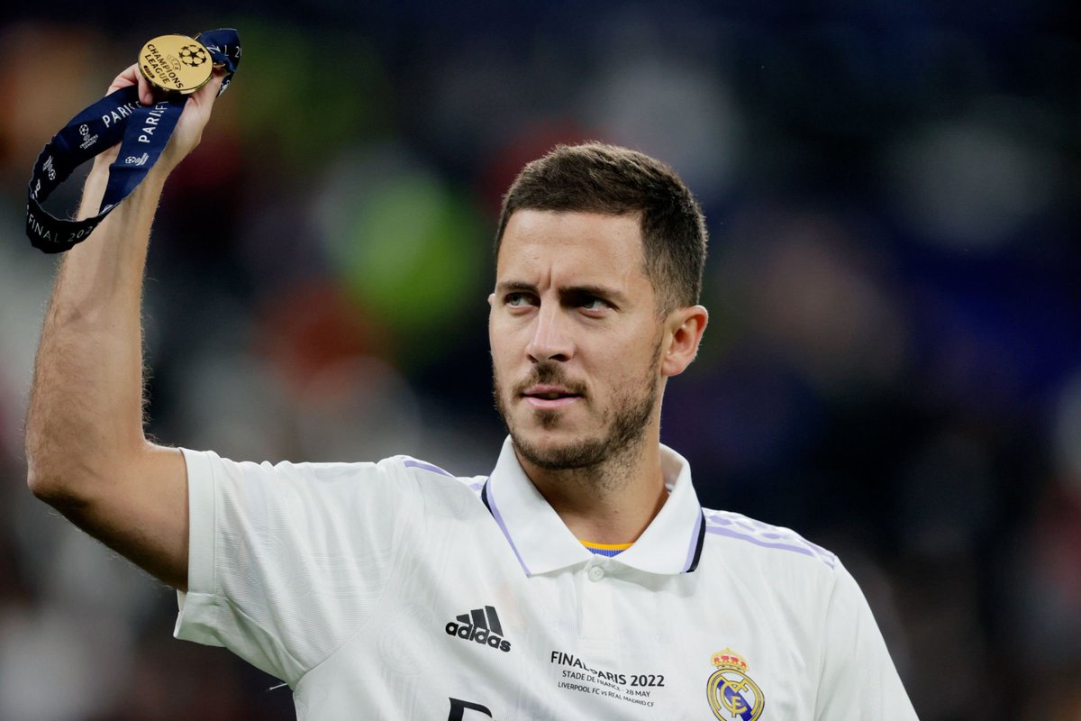 SeputarMadrid's tweet image. Eden Hazard with his first Champions League medal. 🏅 #UCLfinal #HalaMadrid