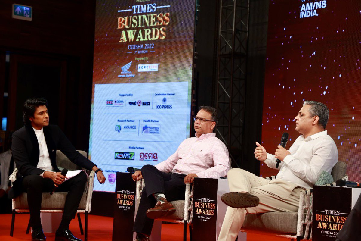 manojmishrasays's tweet photo. It was a pleasure sharing the stage with Sri @vishaldevk and leadership from @AMNSIndia, on a panel discussion at the #TimesBusinessAwards2022. 

Felt proud hearing and sharing about the last 20 year growth and development story of #Odisha. 

#OdishaLeads
@timesofindia https://t.co/RM4PKqXAbm