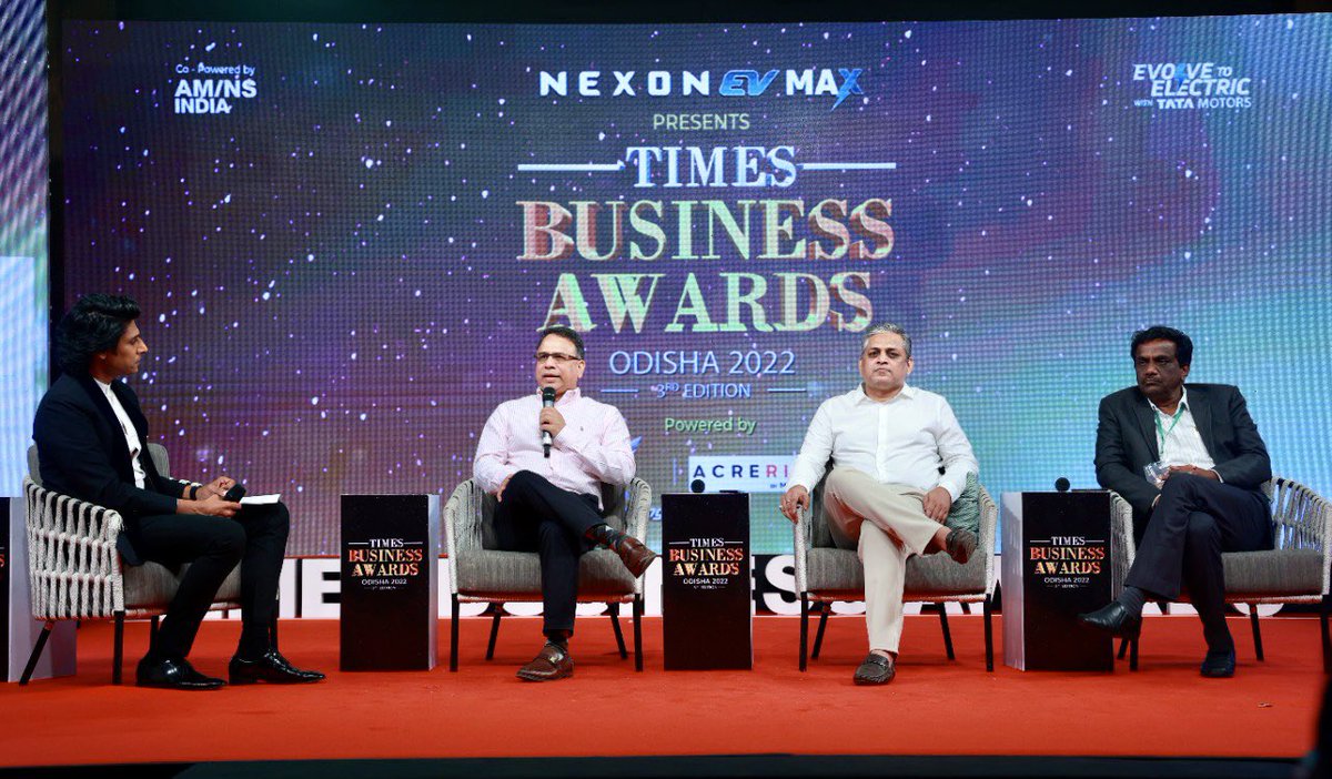manojmishrasays's tweet photo. It was a pleasure sharing the stage with Sri @vishaldevk and leadership from @AMNSIndia, on a panel discussion at the #TimesBusinessAwards2022. 

Felt proud hearing and sharing about the last 20 year growth and development story of #Odisha. 

#OdishaLeads
@timesofindia https://t.co/RM4PKqXAbm
