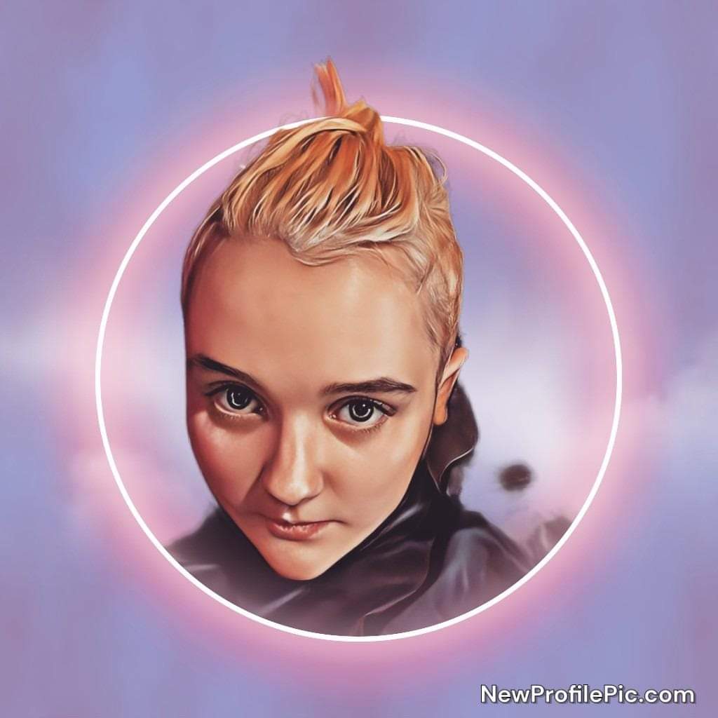 AmyUccs's tweet photo. Does this look like Draco Malfoy? @hyperfixatingpd https://t.co/yfAzcLuEYZ