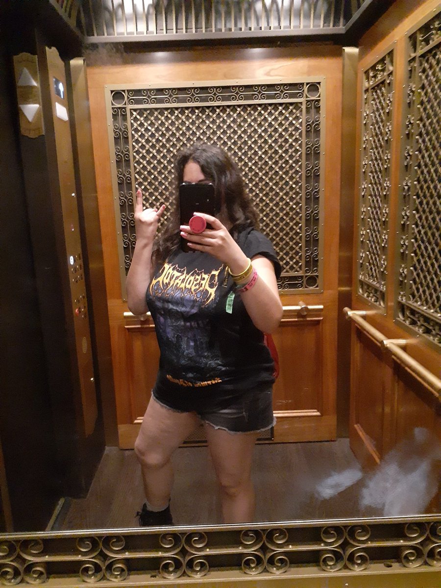 Hi

My <a href="/DesolatorSwe/">Desolator</a> shirt is cool too