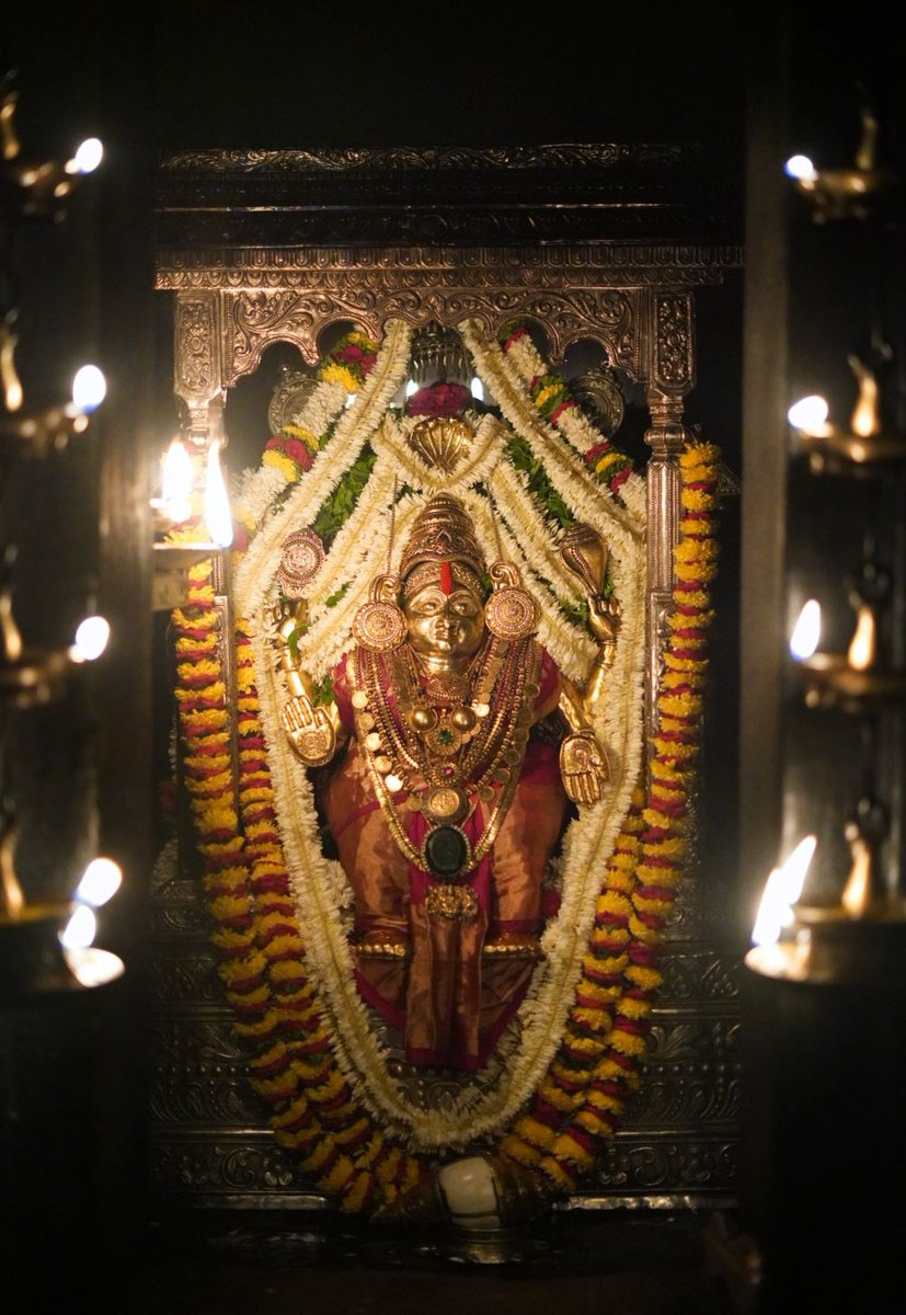 KateelShri's tweet photo. ಕಟೀಲು ಶ್ರೀದುರ್ಗಾಪರಮೇಶ್ವರಿ ಅಮ್ಮನವರ ಇವತ್ತಿನ ಅಲಂಕಾರ 29-05-2022 https://t.co/xJ9Bwbr3LL