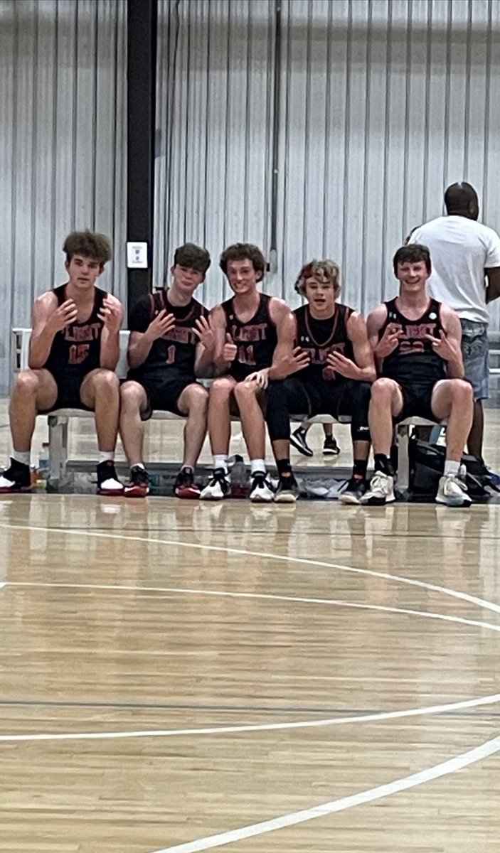 This is how we feel about a 76-40 first round win over KC Spurs in bracket play at <a href="/NxtProHoops/">NXTPRO Hoops</a> OKC!!

Finals tomorrow morning at 11:15. It’s been a fun weekend, more of the same tomorrow!!

#FlightStrong