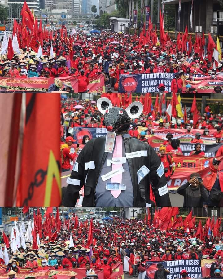 unang_sunarno's tweet photo. "KERJA LAYAK TERDENGAR MERDU, TAPI FAKTANYA HANYA SEKEDAR HALU"

@Wftu_eurof
@Peoples_WFTU @KasbiIndo @FsbpKasbi @FsbnK @SBCSIGarut @media_SPMJ @mudamembebaskan @FraksiRakyatID @KomnasHAM @ditjenphijsk @KemnakerRI @ilo https://t.co/crPPUITAFs
