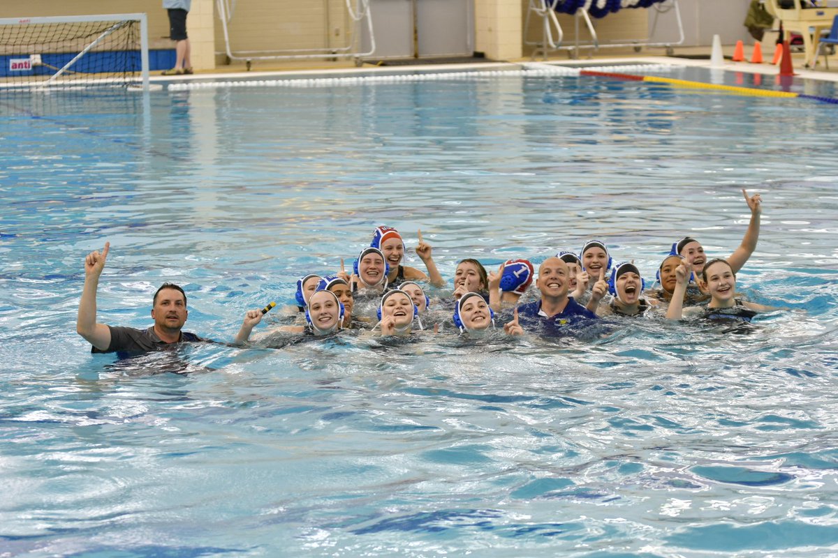 patterson12hawk's tweet photo. @CurtisWaterPolo @ourvikingnation Curtis with the win. 2022 champs.7-5 over Bainbridge Island HS. https://t.co/C58m09BT0h