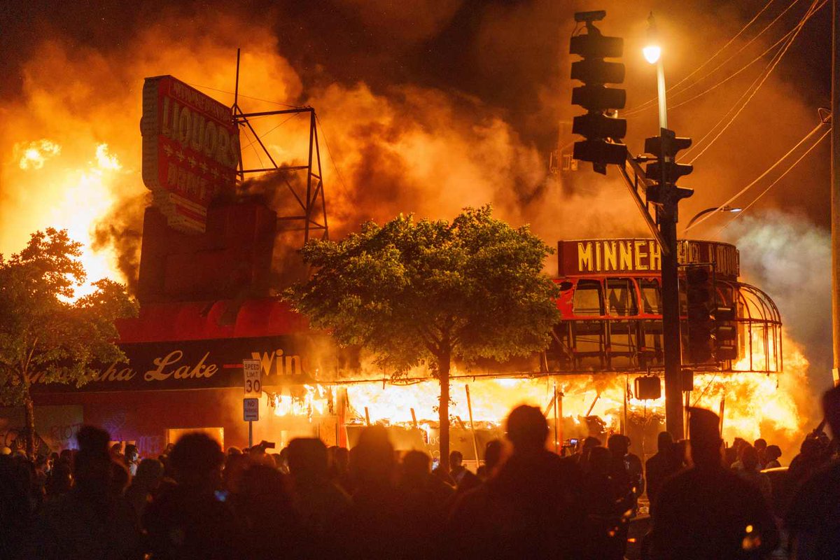 RealJMPeterman's tweet photo. Two years ago tonight, @GovTimWalz and @MayorFrey surrendered Minneapolis to chaos, crime and BLM. Today, murder, carjackings, assault and robbery are everyday events. We are now a city without a Police Chief, without a Sheriff, and with very few police left. MPLS died that night https://t.co/iccCGzySuy