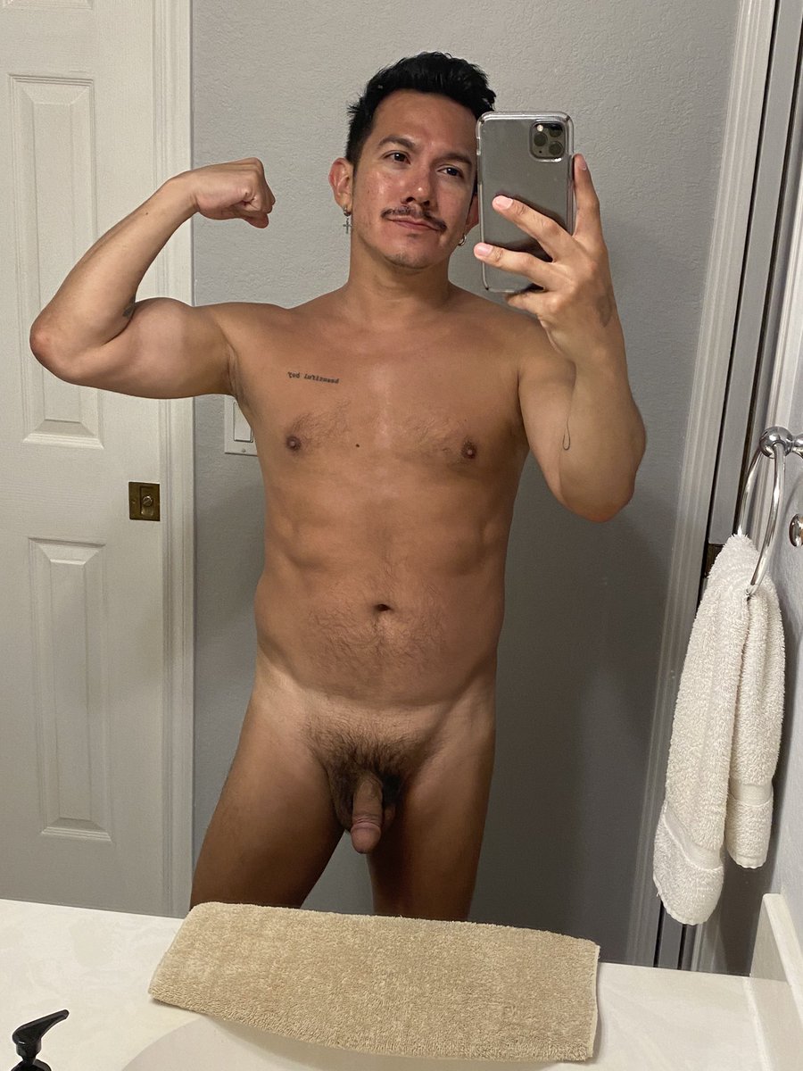 soyjamesanthony's tweet photo. Stayin in tonight #gay #austin #splash #splashweekend #gayboy #gayman #gayguy #LGBT https://t.co/9lwTugdwua
