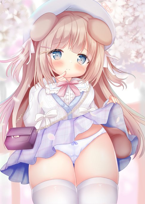 ここちゃんパンツパンツ🐶
#もちもなアート 