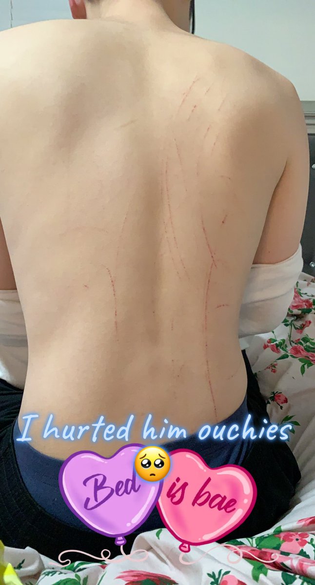 pasteldreamgirl's tweet photo. 💅🏻 when daddy’s giving it to you so good, it makes you go feral 🥺 https://t.co/Wn0T0rr8ZR
