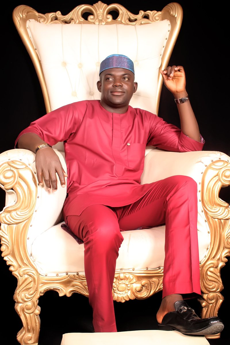 niyimarks2002's tweet photo. I am truly grateful for another year, and oh what an impactful 365 days it has been. To our Heavenly King, the One who clothes us with His ‘coat of many colours’, to Him be the glory, the honour, and the praise, this day and eternally. https://t.co/orWKDY0OEs
